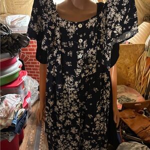 Women’s Floral Blue and White Jumpsuit Size M